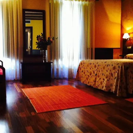 Casa Vallejo Gasthuis 2*