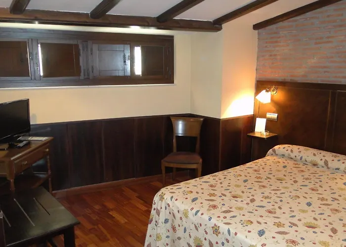 Pensión Casa Vallejo 2*